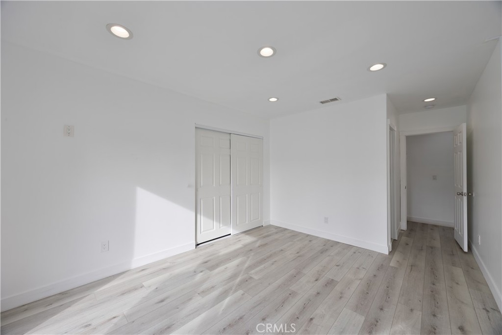 19138 Hartland Street