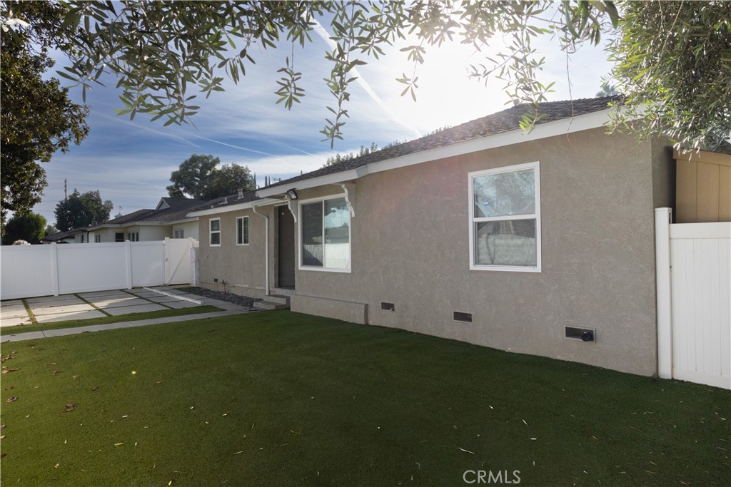 19138 Hartland Street