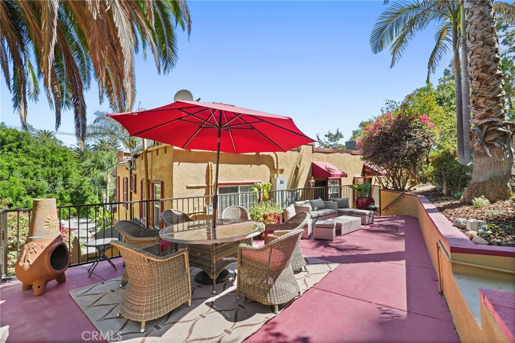 2253 1/2 N Gower Street