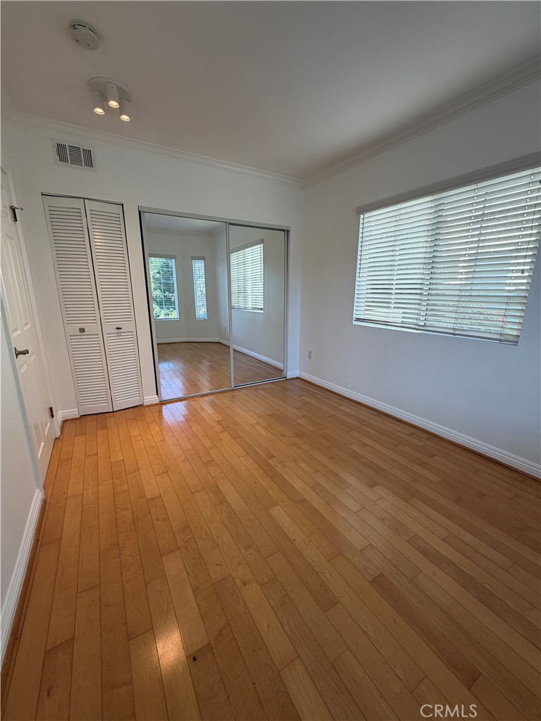 2253 1/2 N Gower Street