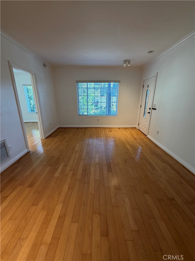 2253 1/2 N Gower Street