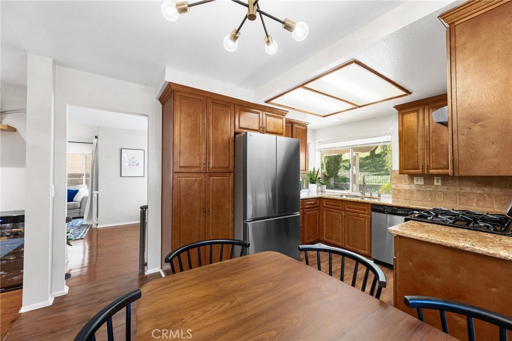 28205 Stonington Lane