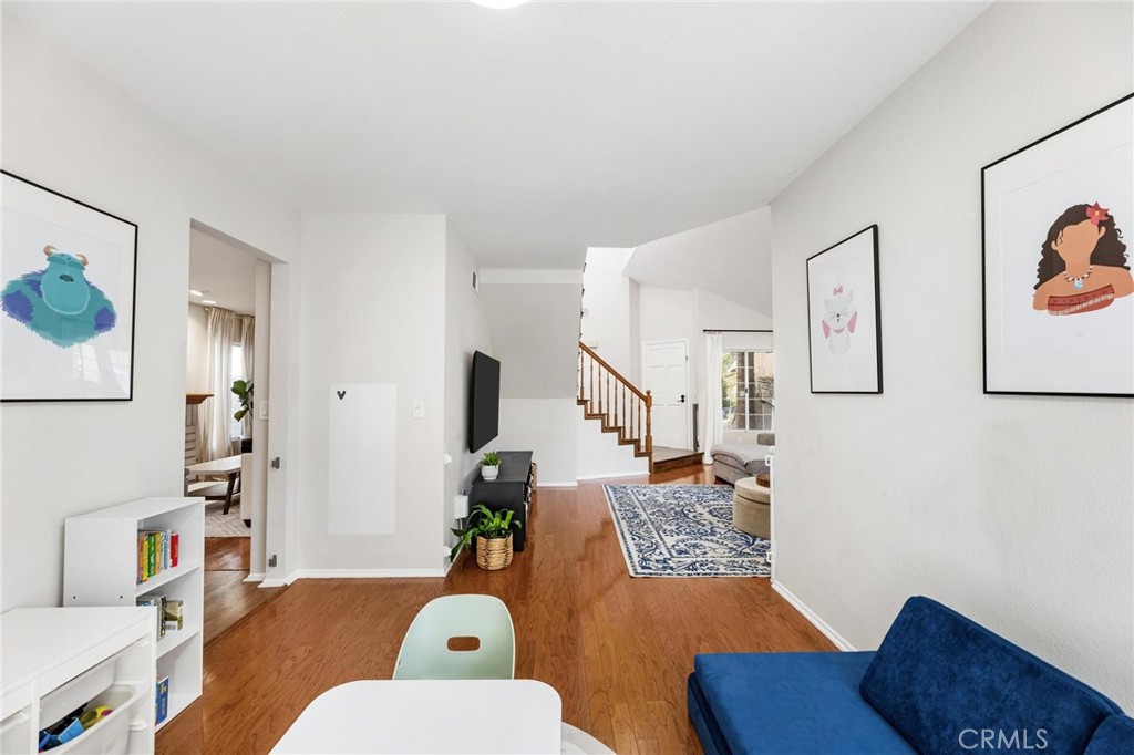 28205 Stonington Lane