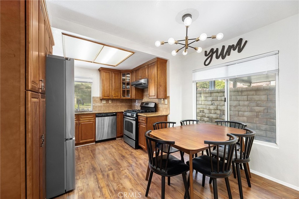 28205 Stonington Lane