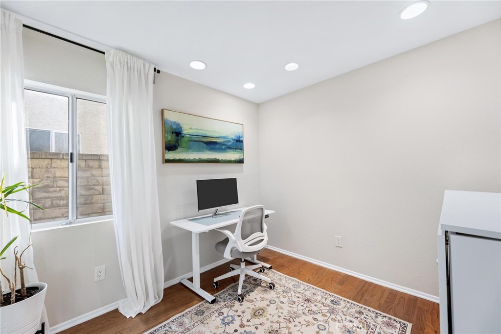 28205 Stonington Lane