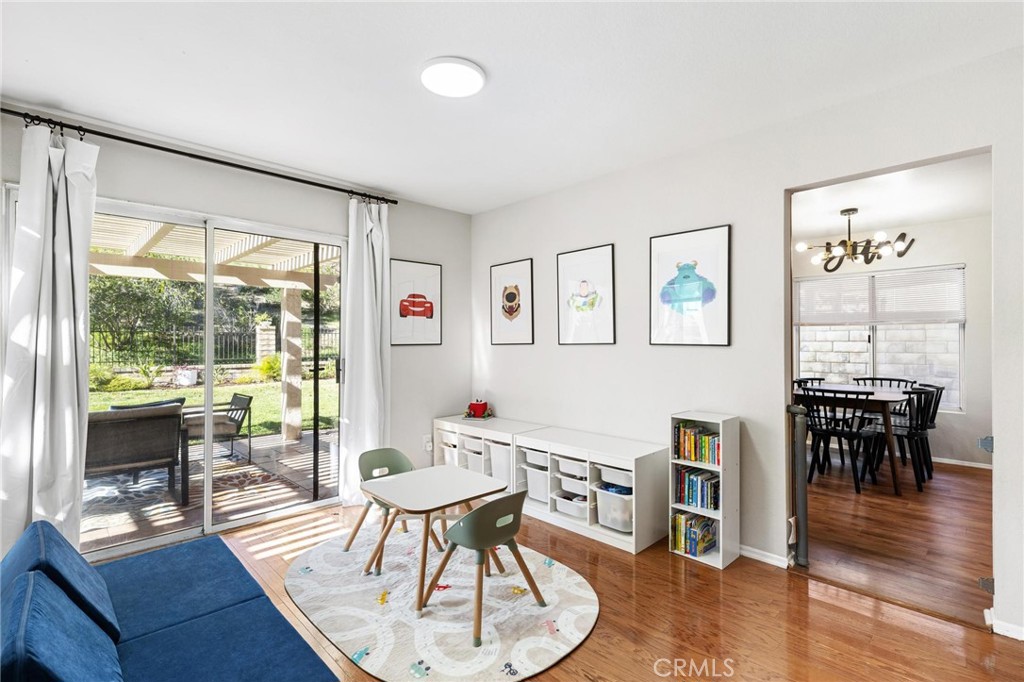 28205 Stonington Lane