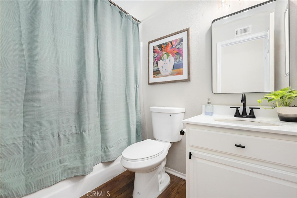 28205 Stonington Lane