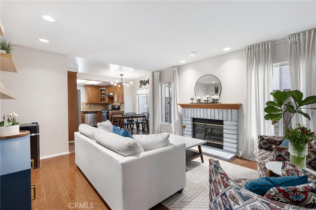 28205 Stonington Lane