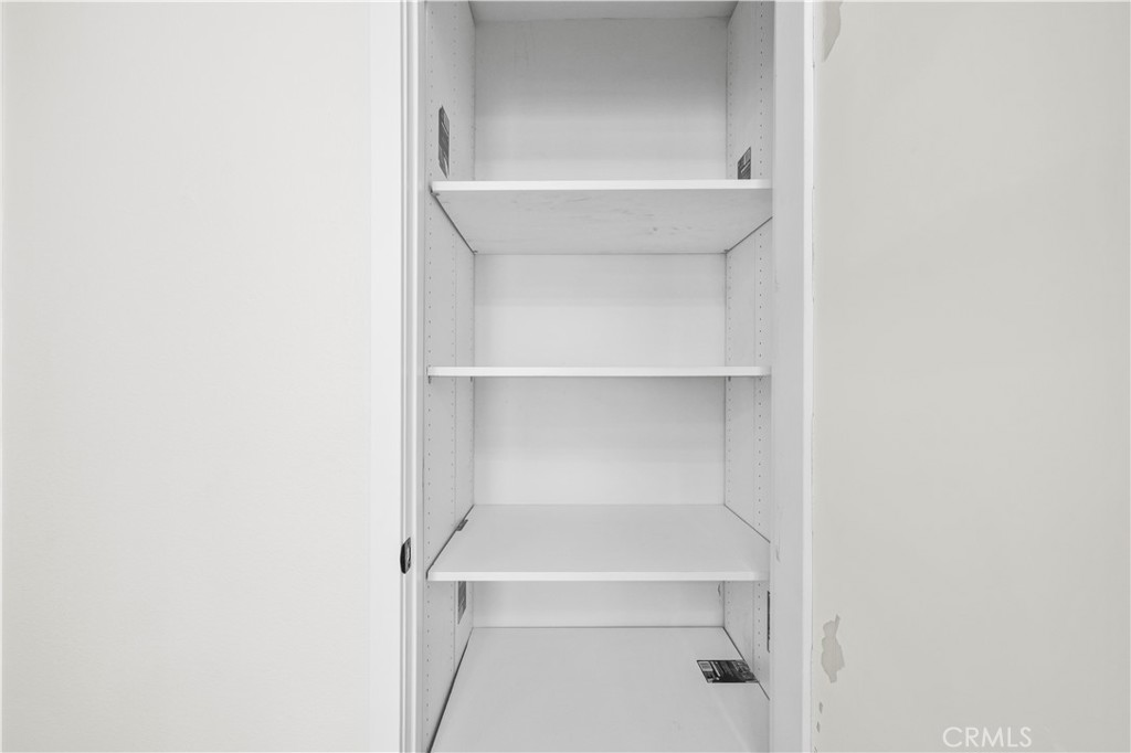 21209 De La Guerra Street