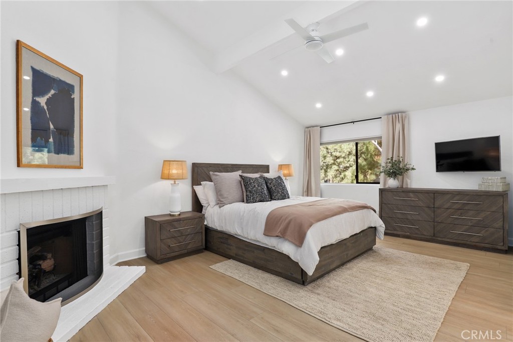 21500 Califa Street 184