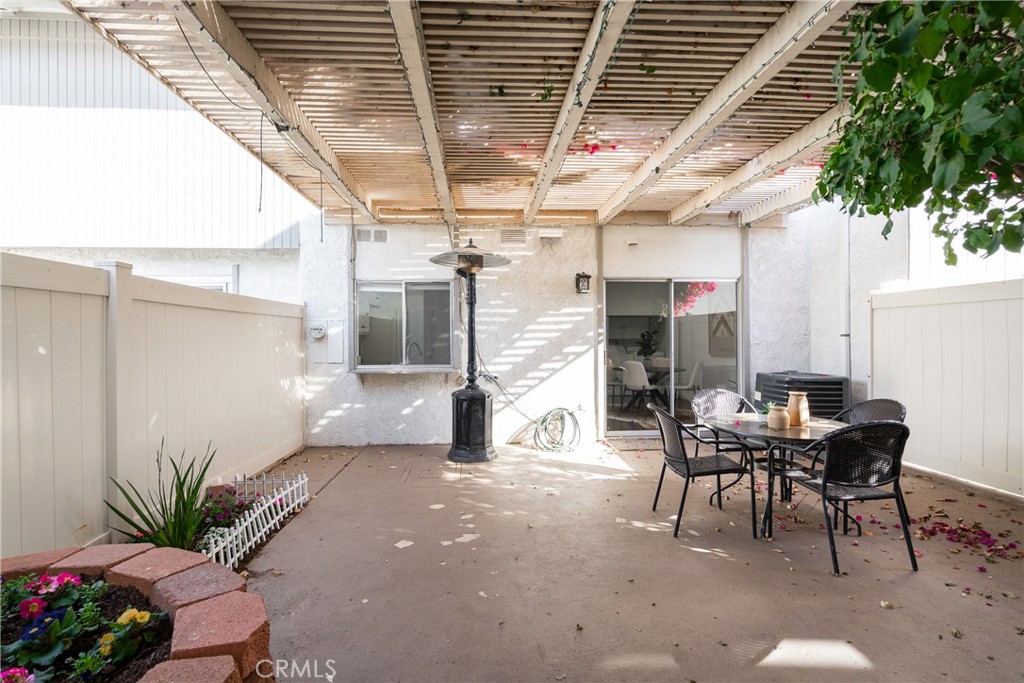 231 Green Lea