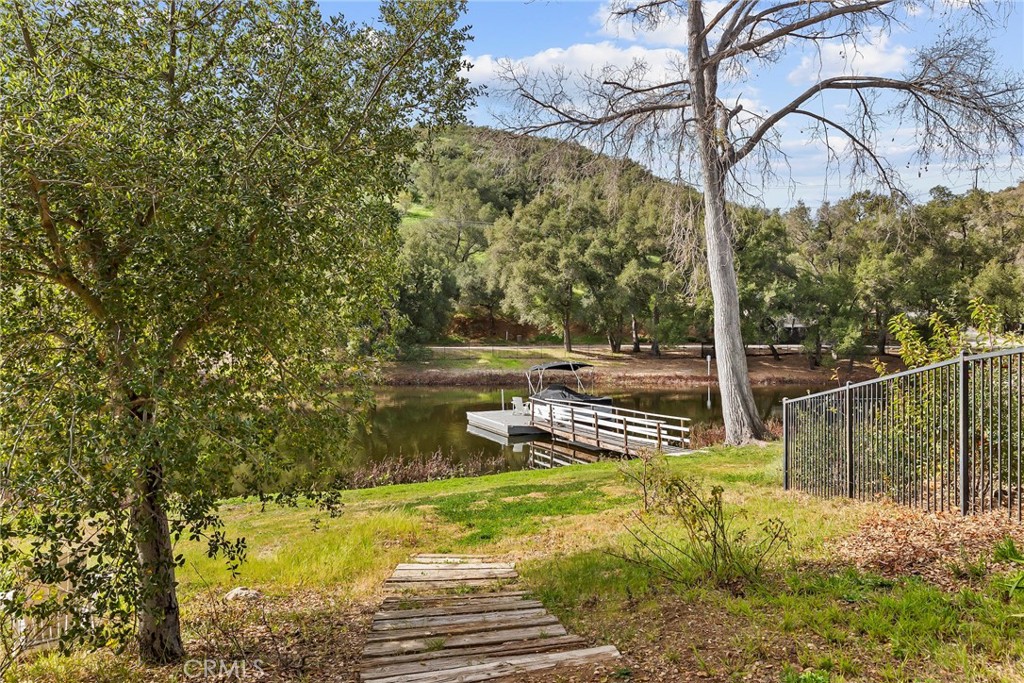 238 Lake Sherwood Drive