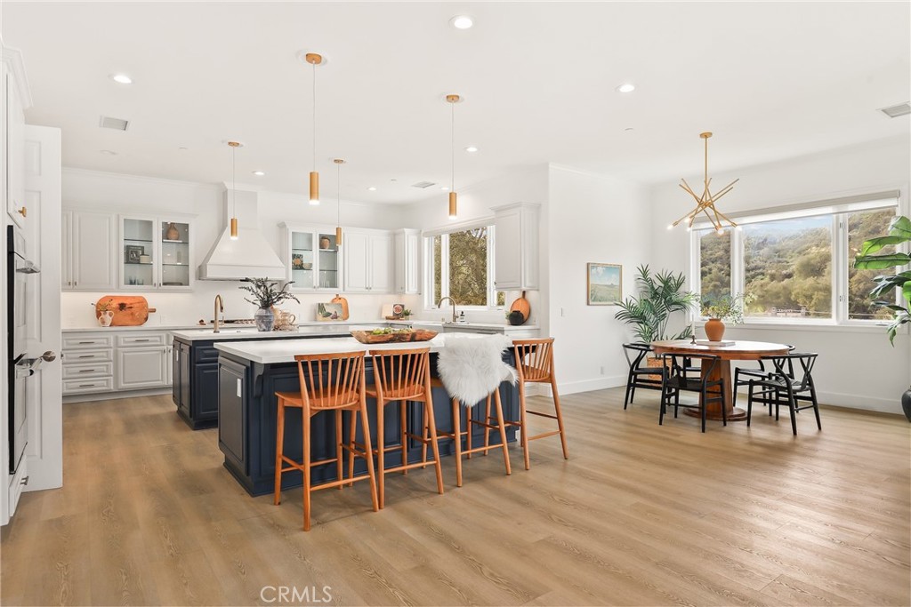 238 Lake Sherwood Drive