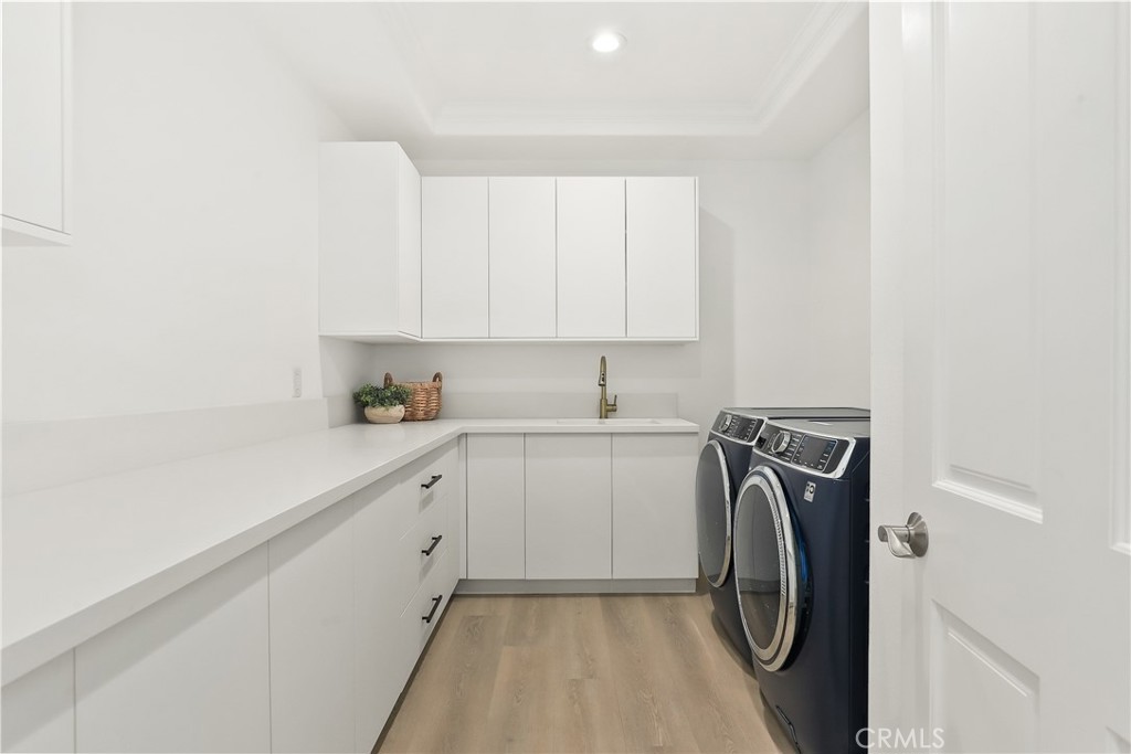 238 Lake Sherwood Drive