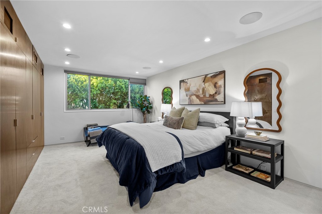3851 Beverly Ridge