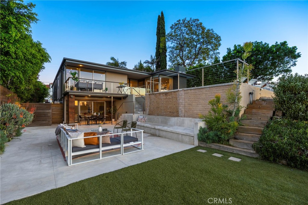 3851 Beverly Ridge