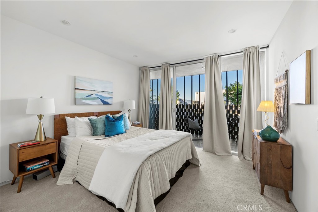 3851 Beverly Ridge