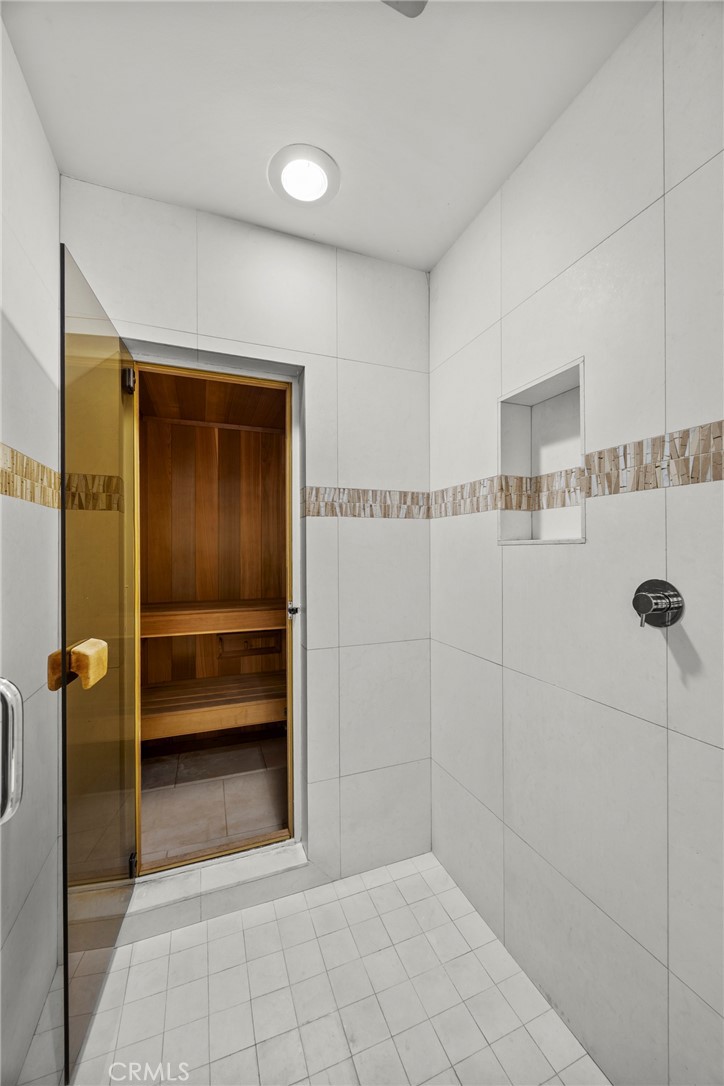 3851 Beverly Ridge