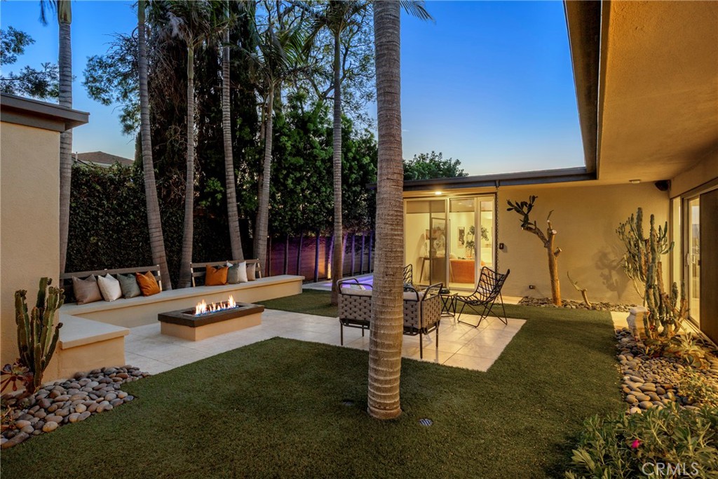 3851 Beverly Ridge