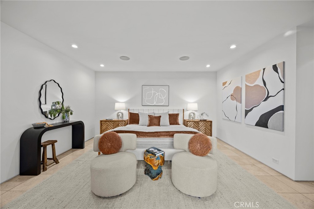 3851 Beverly Ridge