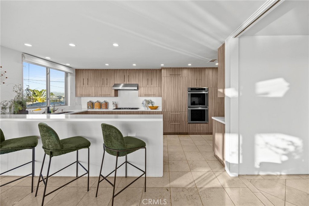 3851 Beverly Ridge