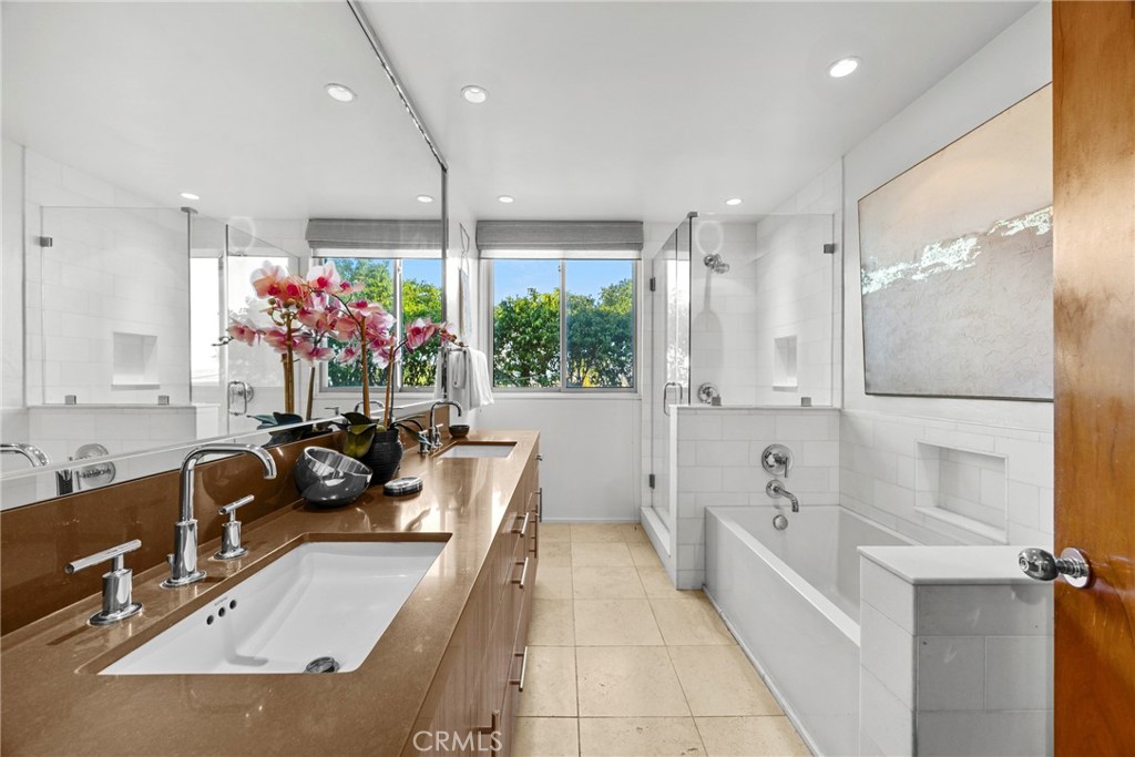 3851 Beverly Ridge