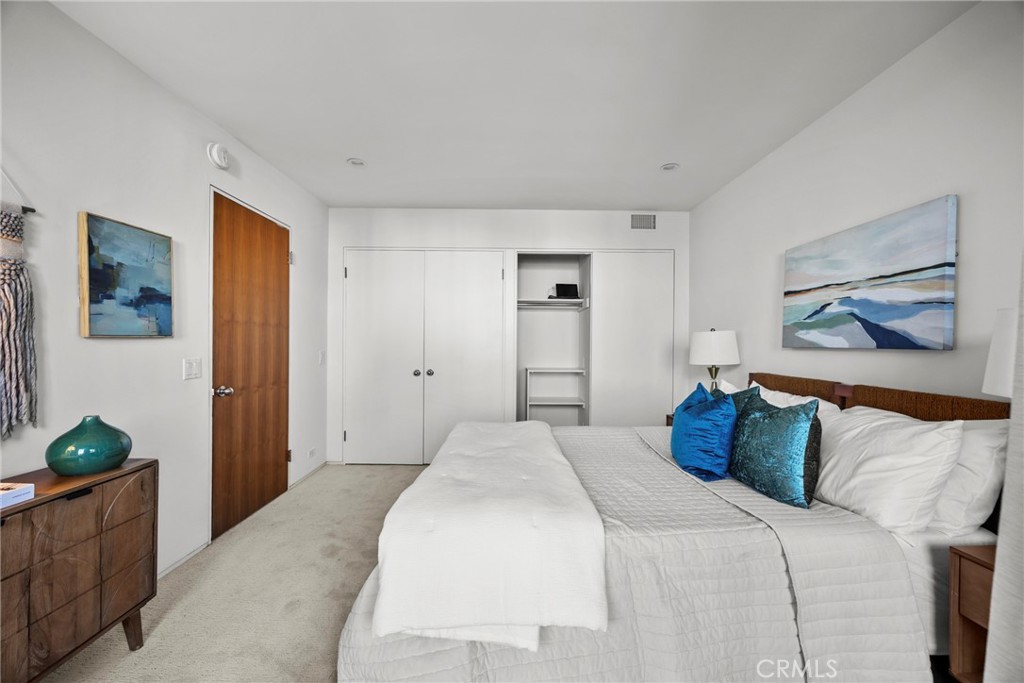 3851 Beverly Ridge