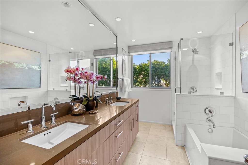 3851 Beverly Ridge