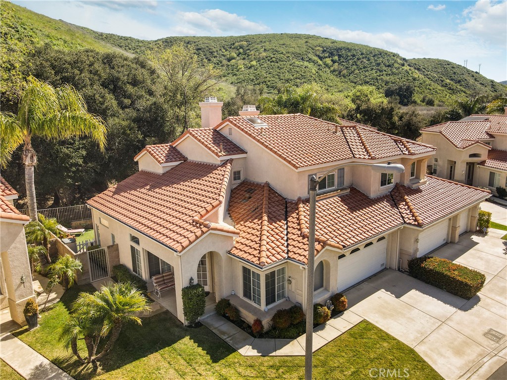 4744 Rhapsody Drive