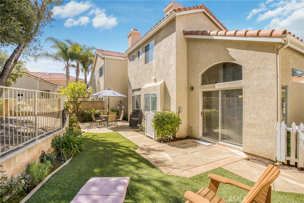 4744 Rhapsody Drive