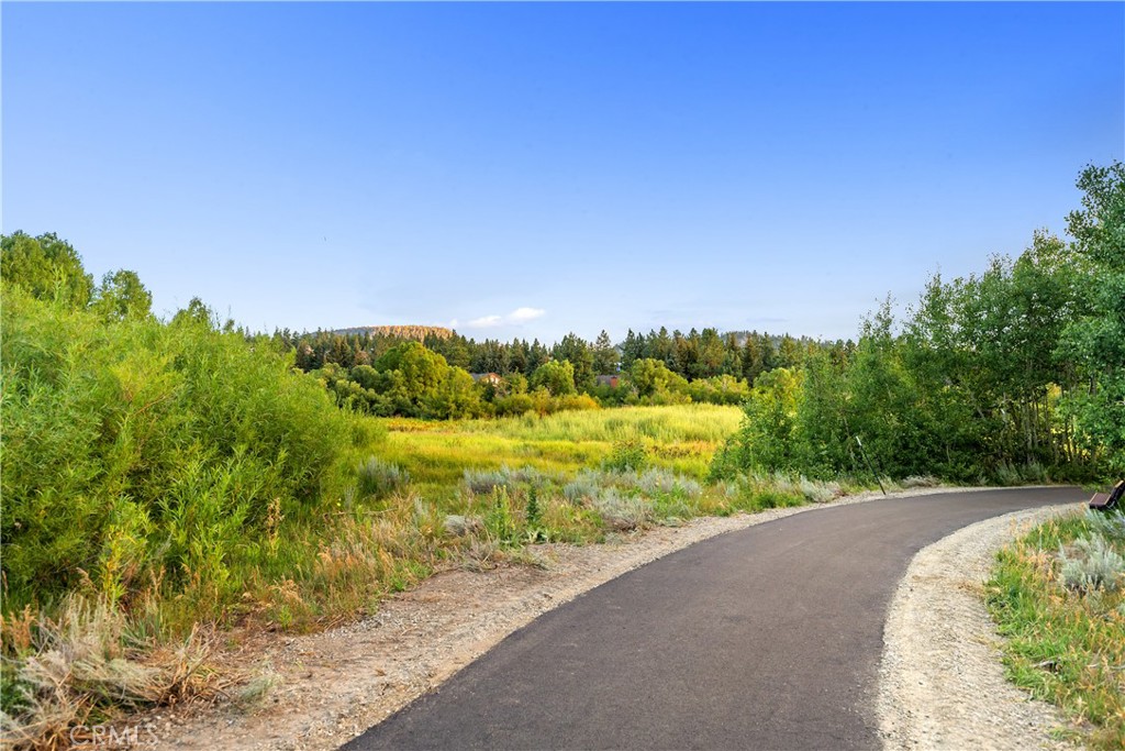 595 N Waterford Avenue