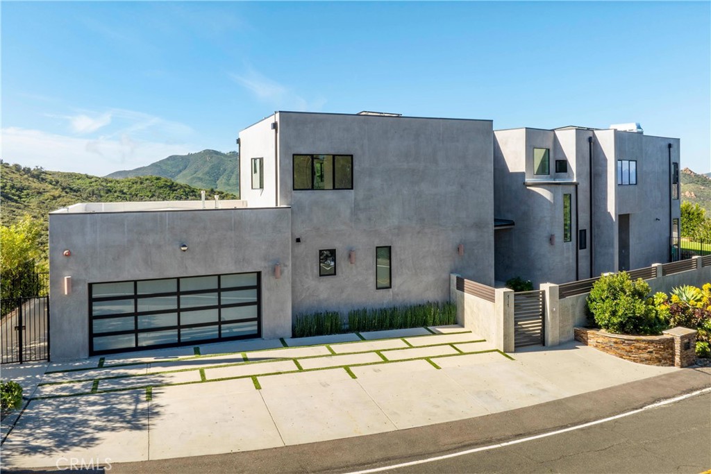 717 Latigo Canyon Road