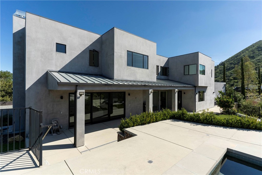 717 Latigo Canyon Road