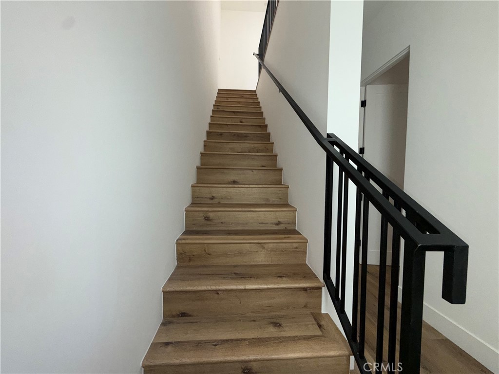 5044 Laurel Canyon Boulevard