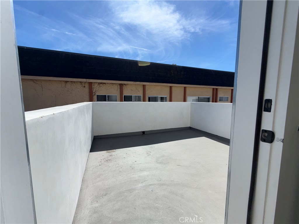 5044 Laurel Canyon Boulevard