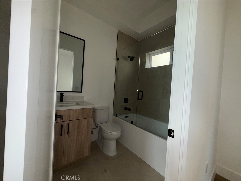 5044 Laurel Canyon Boulevard