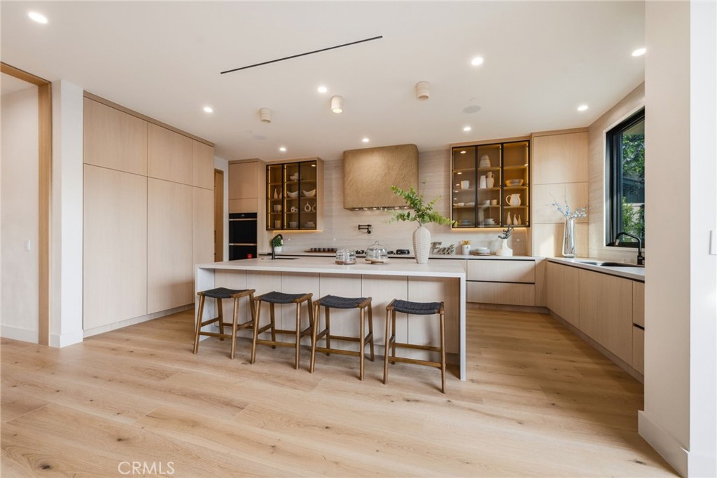 16252 Addison Street