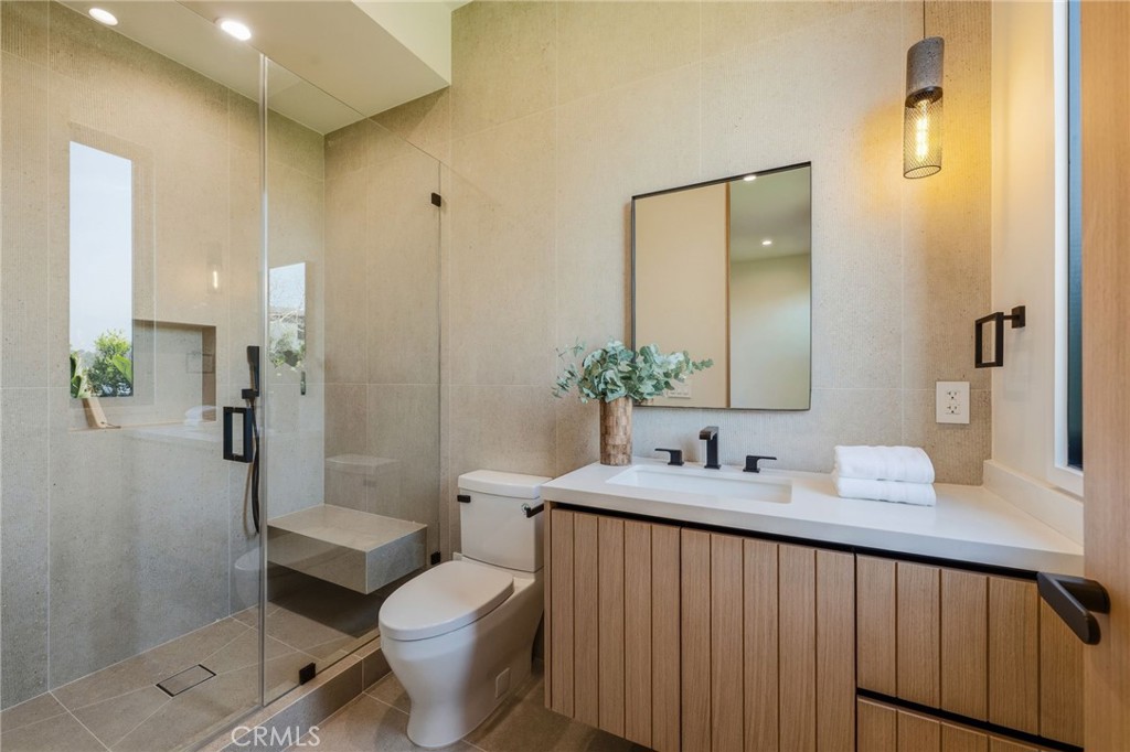 16252 Addison Street