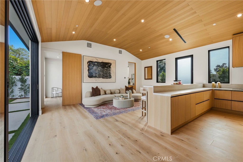 16252 Addison Street