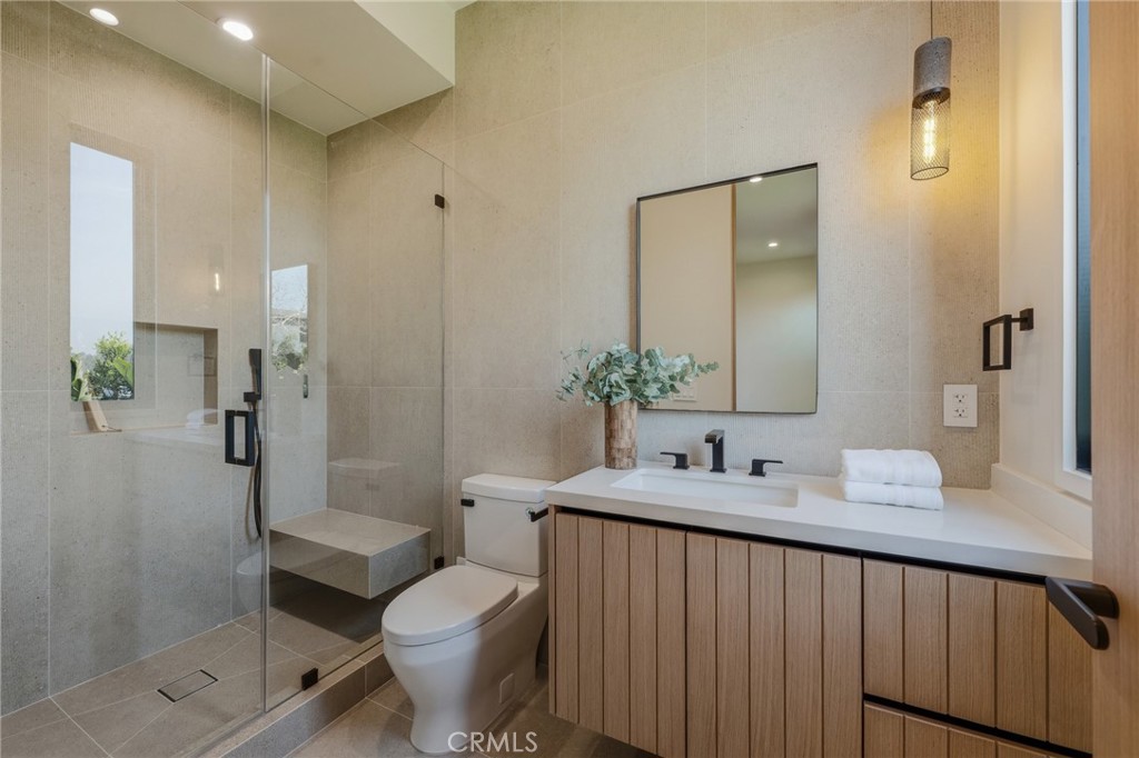 16252 Addison Street