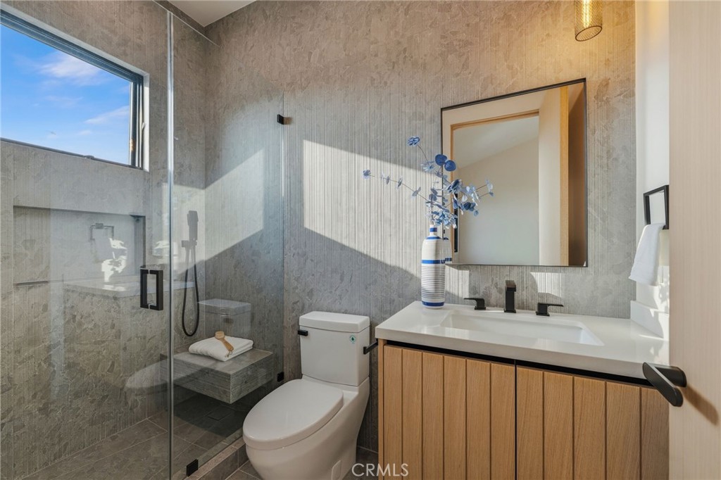 16252 Addison Street