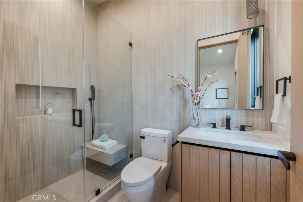 16252 Addison Street