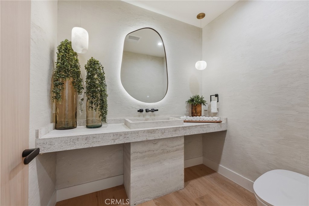 16252 Addison Street