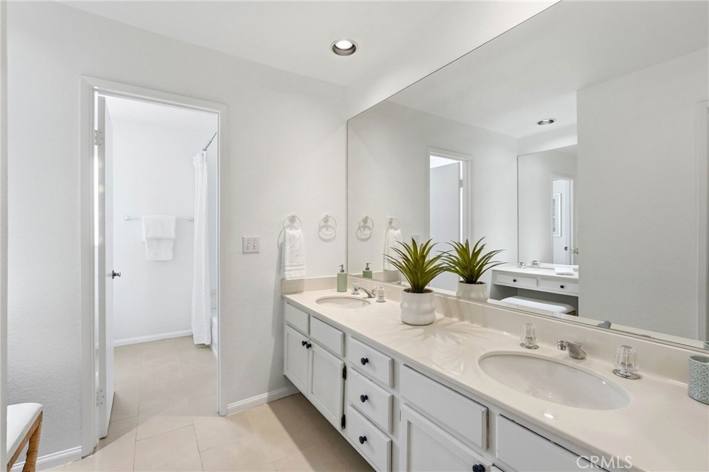 18130 Andrea Circle N 4