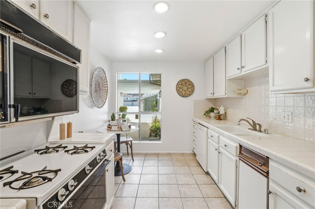 18130 Andrea Circle N 4