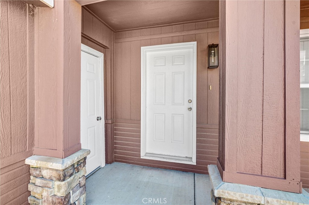2424 Sunset Ridge Dr.