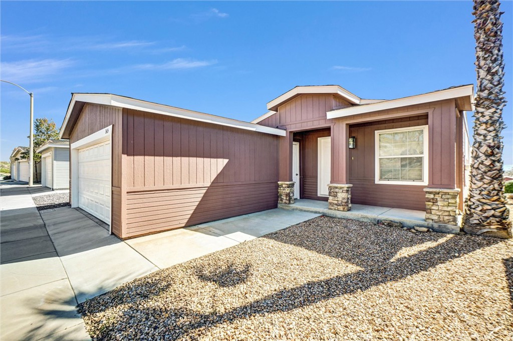2424 Sunset Ridge Dr.