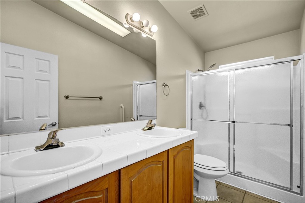 2424 Sunset Ridge Dr.