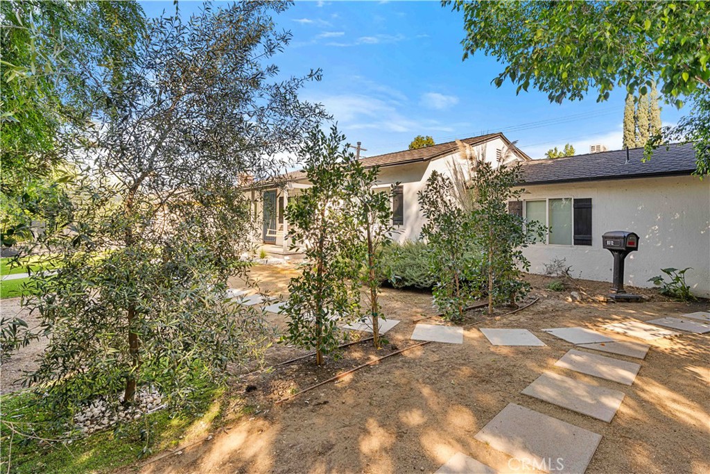 6514 Coldwater Canyon