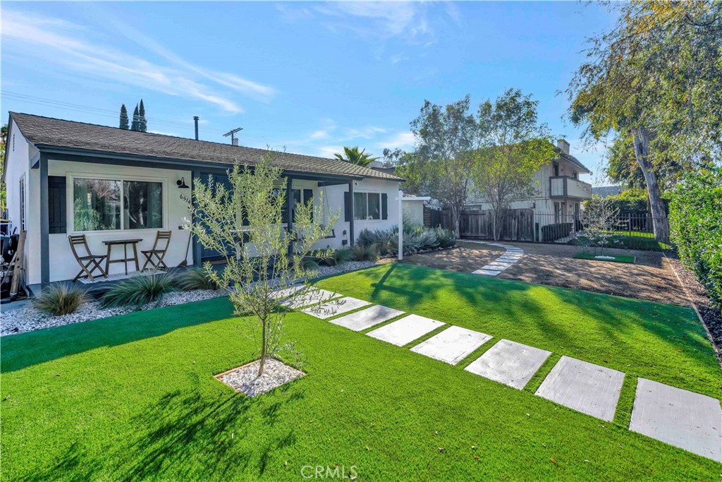 6514 Coldwater Canyon